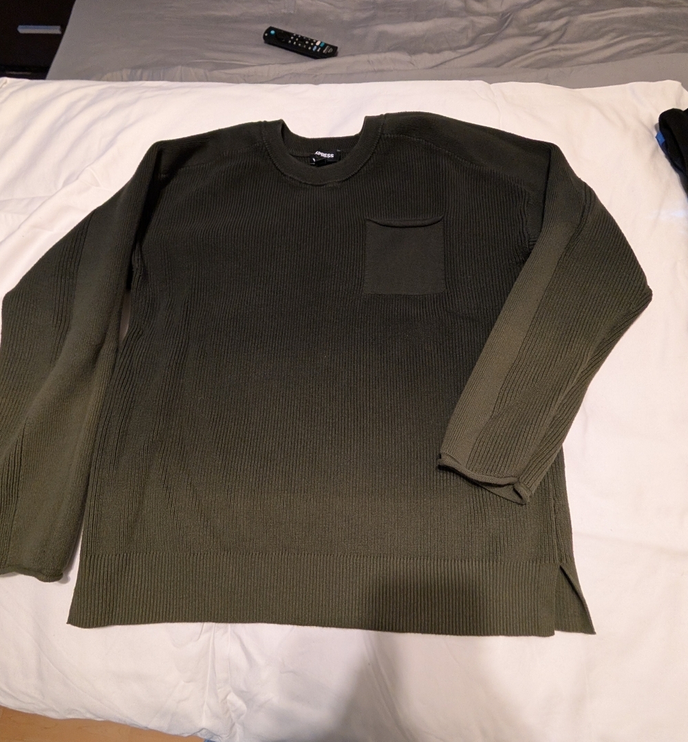 Express Dark Green Ribbed Sweater - Picture 2 of 4